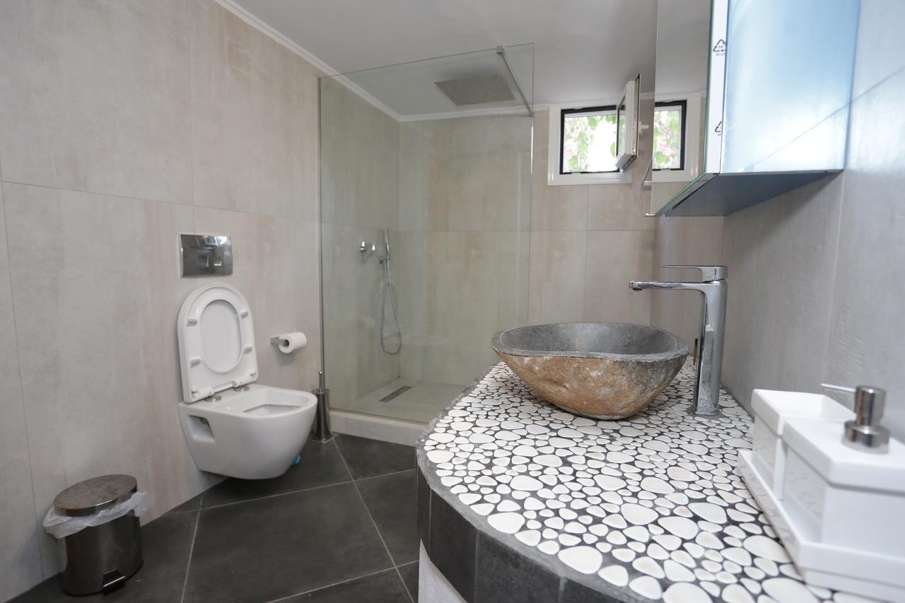 Artemis Suites Romanos  エクステリア 写真