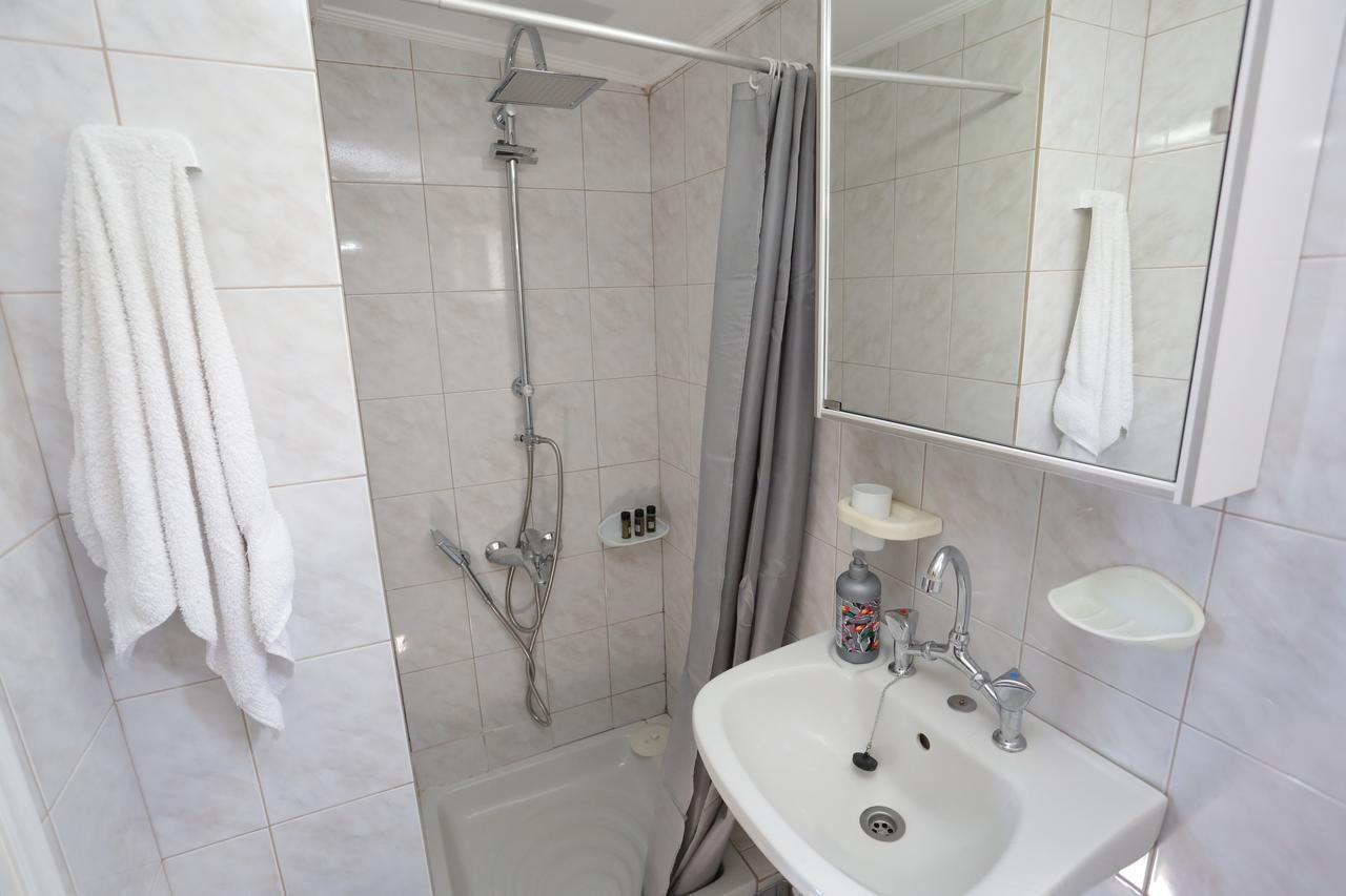 Artemis Suites Romanos  エクステリア 写真
