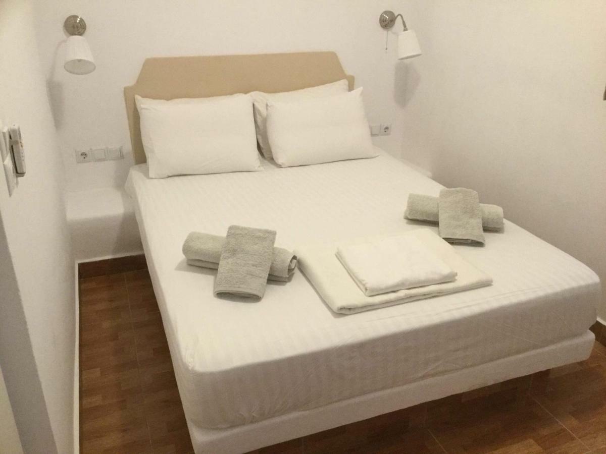 Artemis Suites Romanos  エクステリア 写真